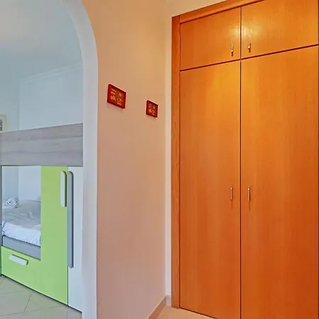 Armacao De Pera Central By Homing Exterior photo